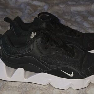 Nike Black and White Athletic Shoes